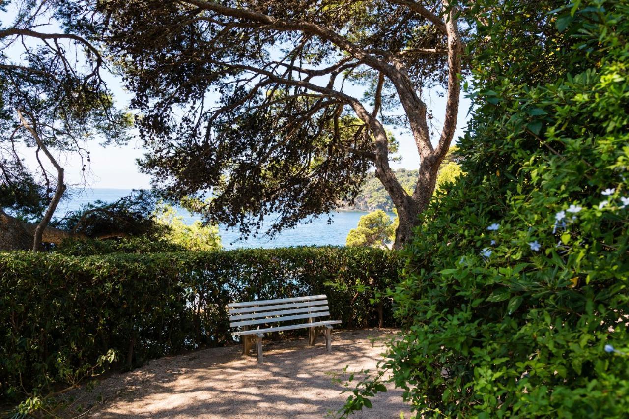 Residence Hoteliere Le Provencal A Giens - Bord De Mer Hyères Zewnętrze zdjęcie